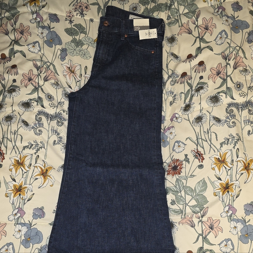 GAP High Rise Wide Flare Jeans Dark Indigo Petite